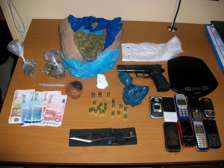 Κομοτηνή: Χειροπέδες σε 33χρονο που πούλαγε ναρκωτικά | Newsit.gr Κομοτηνή: Χειροπέδες σε 33χρονο που πούλαγε ναρκωτικά | Newsit.gr
