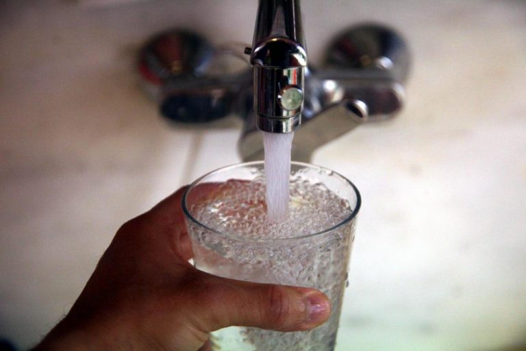 Πρέβεζα: Χωρίς νερό δέκα μέρες οι Παπαδάτες | Newsit.gr Πρέβεζα: Χωρίς νερό δέκα μέρες οι Παπαδάτες | Newsit.gr
