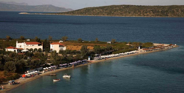 «Εκτελούν» τα νησιά – Απειλούνται χιλιάδες θέσεις εργασίας | Newsit.gr «Εκτελούν» τα νησιά – Απειλούνται χιλιάδες θέσεις εργασίας | Newsit.gr