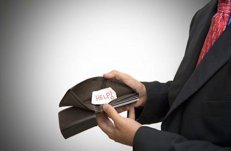 Από Ιούλιο οριζόντιες μειώσεις και κατάργηση 13ου και 14ου μισθού | Newsit.gr Από Ιούλιο οριζόντιες μειώσεις και κατάργηση 13ου και 14ου μισθού | Newsit.gr