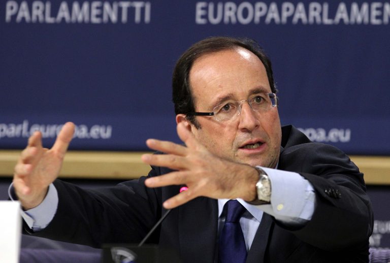 Ο Ολάντ αυτο-συγχαίρεται για τη συμφωνία | Newsit.gr Ο Ολάντ αυτο-συγχαίρεται για τη συμφωνία | Newsit.gr