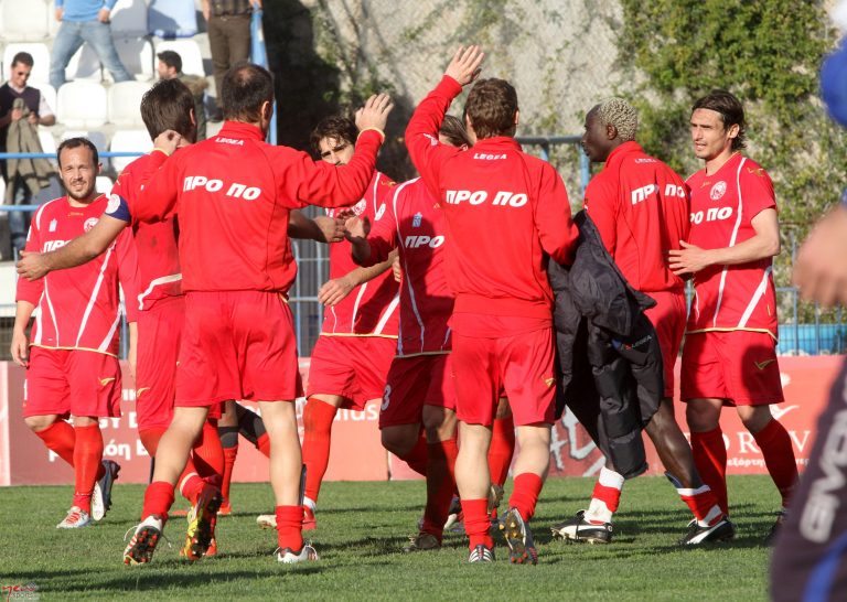 Συνωστισμός στην κορυφή της Football League | Newsit.gr Συνωστισμός στην κορυφή της Football League | Newsit.gr