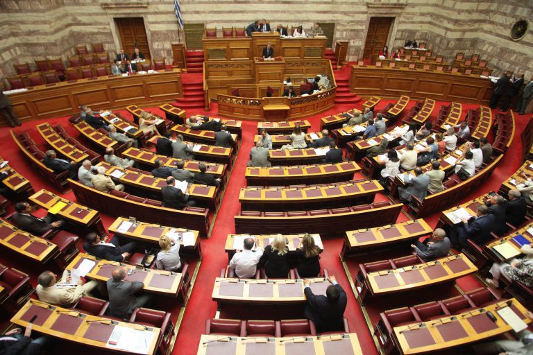 “Καλοκαιρινή μπόρα” ΝΔ – ΣΥΡΙΖΑ για την… χρεοκοπία! | Newsit.gr “Καλοκαιρινή μπόρα” ΝΔ – ΣΥΡΙΖΑ για την… χρεοκοπία! | Newsit.gr