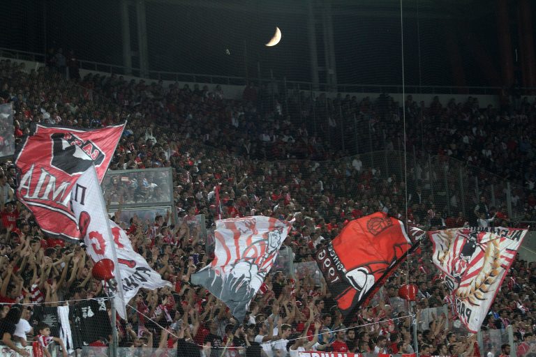 Ολυμπιακός: Στηρίζουμε όλοι το τέταρτο αστέρι (VIDEO) | Newsit.gr Ολυμπιακός: Στηρίζουμε όλοι το τέταρτο αστέρι (VIDEO) | Newsit.gr