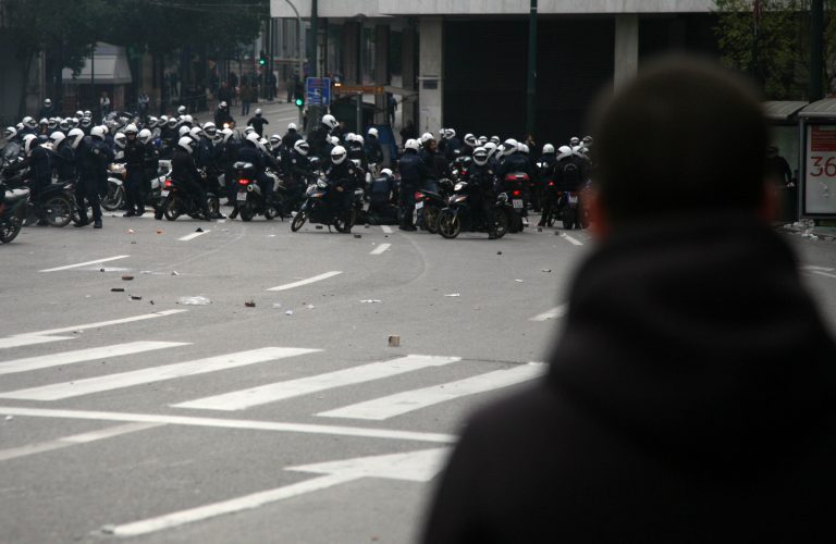 Η ΔΕΛΤΑ μηνύει τον Διευθυντή της Κρατικής Ασφάλειας | Newsit.gr Η ΔΕΛΤΑ μηνύει τον Διευθυντή της Κρατικής Ασφάλειας | Newsit.gr