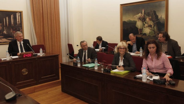 Το πόρισμα – βόμβα της Βουλής για τα δομημένα ομόλογα | Newsit.gr Το πόρισμα – βόμβα της Βουλής για τα δομημένα ομόλογα | Newsit.gr