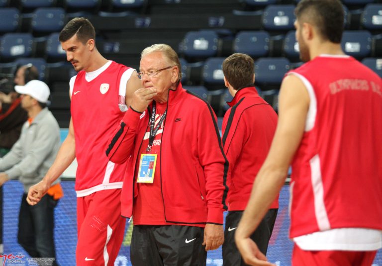 Το NewsIt στην προπόνηση του Ολυμπιακού και της Μπαρτσελόνα | Newsit.gr Το NewsIt στην προπόνηση του Ολυμπιακού και της Μπαρτσελόνα | Newsit.gr