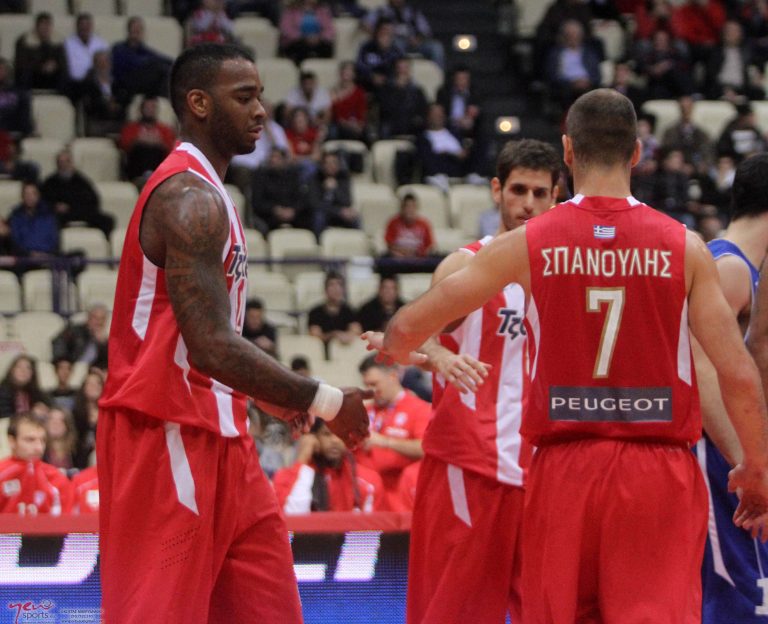 Θέλει να τη βάλει από… κάτω – Ολυμπιακός-Εφές (21.45) | Newsit.gr Θέλει να τη βάλει από… κάτω – Ολυμπιακός-Εφές (21.45) | Newsit.gr