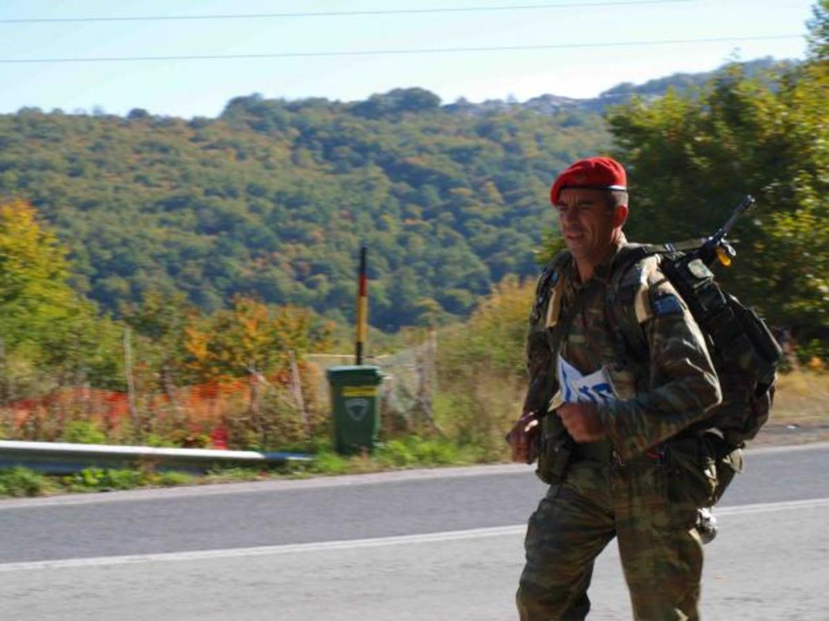 «Στα χνάρια των Βαλκανικών»! Πορεία 270 χλμ. από 67 άνδρες και 4 γυναίκες των ΕΔ! ΦΩΤΟ | Newsit.gr «Στα χνάρια των Βαλκανικών»! Πορεία 270 χλμ. από 67 άνδρες και 4 γυναίκες των ΕΔ! ΦΩΤΟ | Newsit.gr