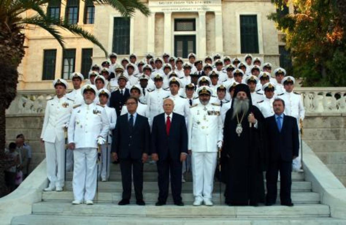 «Ναυμαχία» στο ΥΕΘΑ! Τι συμβαίνει με τις μεταθέσεις αξιωματικών του ΠΝ | Newsit.gr «Ναυμαχία» στο ΥΕΘΑ! Τι συμβαίνει με τις μεταθέσεις αξιωματικών του ΠΝ | Newsit.gr