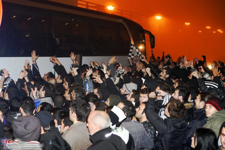 Υποδέχθηκαν τους… θριαμβευτές του Λονδίνου! (VIDEO) | Newsit.gr Υποδέχθηκαν τους… θριαμβευτές του Λονδίνου! (VIDEO) | Newsit.gr
