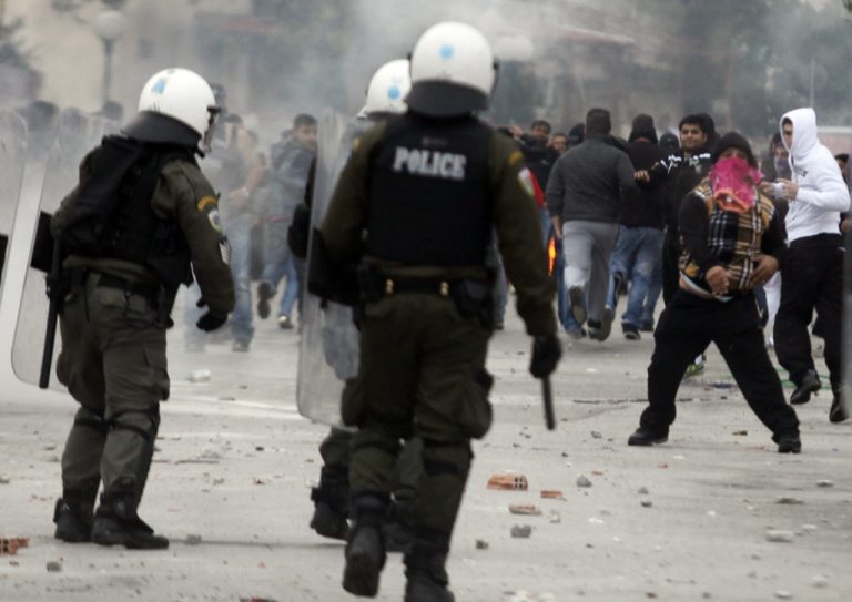 Πυροβόλησαν οπαδό του Παναθηναϊκού! – Σοβαρά επεισόδια στη Θήβα | Newsit.gr Πυροβόλησαν οπαδό του Παναθηναϊκού! – Σοβαρά επεισόδια στη Θήβα | Newsit.gr