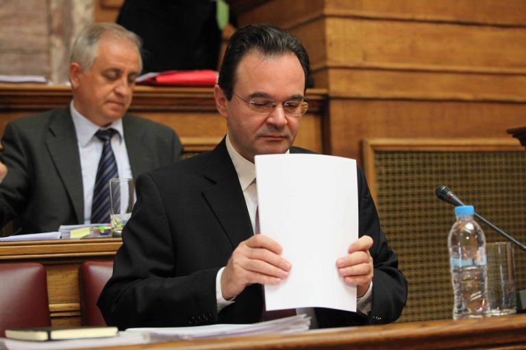 Πήραν πίσω την παρακράτηση του 8% – ‘Ολες οι αλλαγές στο φορολογικό | Newsit.gr Πήραν πίσω την παρακράτηση του 8% – ‘Ολες οι αλλαγές στο φορολογικό | Newsit.gr
