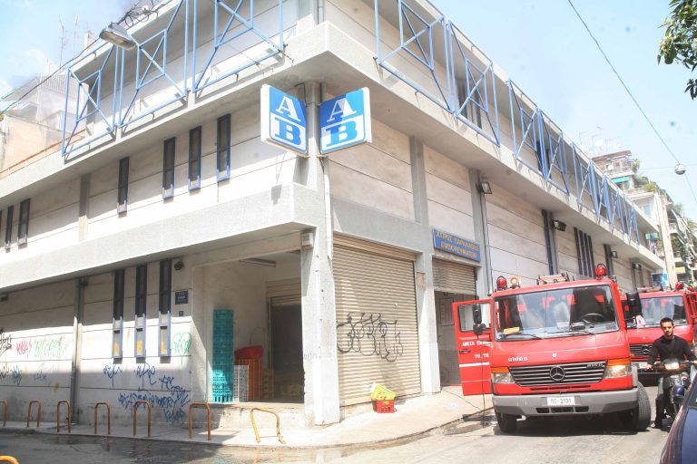 Χτύπησε ξανά ο παππούς εμπρηστής-ληστής | Newsit.gr Χτύπησε ξανά ο παππούς εμπρηστής-ληστής | Newsit.gr