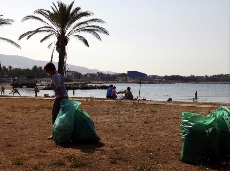 Χανιά: Μαθητές καθαρίζουν παραλίες! | Newsit.gr Χανιά: Μαθητές καθαρίζουν παραλίες! | Newsit.gr