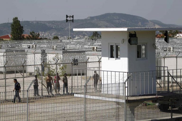 Οι παράνομοι μετανάστες θέμα της προεκλογικής εκστρατείας λένε ξένα μέσα ενημέρωσης | Newsit.gr Οι παράνομοι μετανάστες θέμα της προεκλογικής εκστρατείας λένε ξένα μέσα ενημέρωσης | Newsit.gr