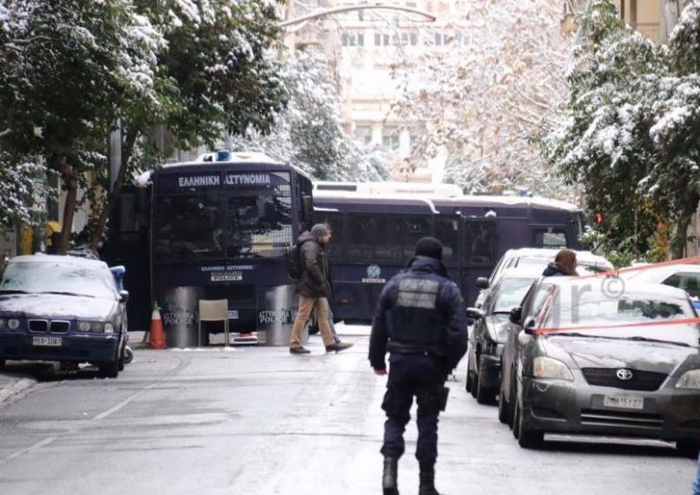 Δυο οι δράστες της επίθεσης – Μίλησαν οι κάμερες | Newsit.gr Δυο οι δράστες της επίθεσης – Μίλησαν οι κάμερες | Newsit.gr
