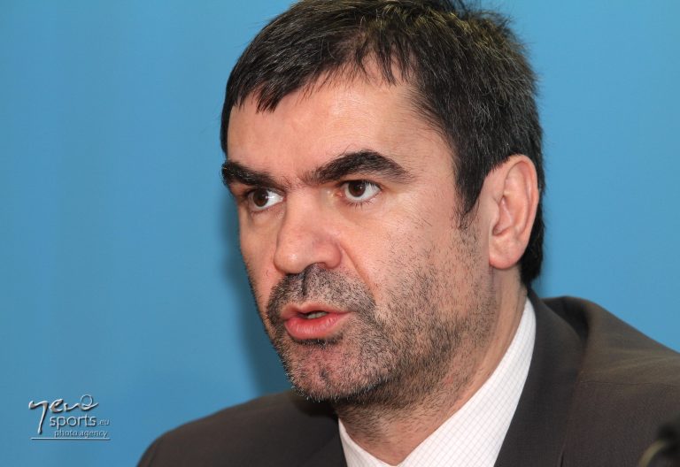 Η απάντηση του Παταβούκα στους υπαλλήλους της ΓΓΑ | Newsit.gr Η απάντηση του Παταβούκα στους υπαλλήλους της ΓΓΑ | Newsit.gr