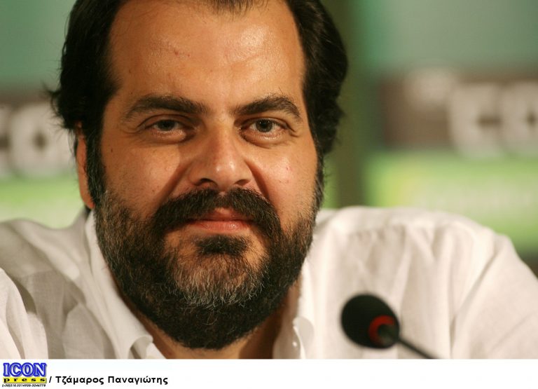 Πατέρας: Θα εισηγηθώ την παραμονή του Νιόπλια | Newsit.gr Πατέρας: Θα εισηγηθώ την παραμονή του Νιόπλια | Newsit.gr