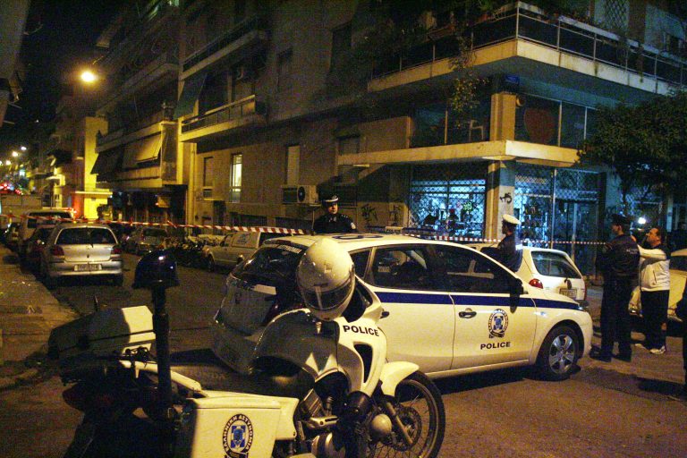 Επιθέση με μολότοφ στα Εξάρχεια | Newsit.gr Επιθέση με μολότοφ στα Εξάρχεια | Newsit.gr