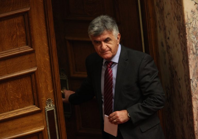 Ο Πρόεδρος της Βουλής, το C-27 και η διάλυση των νοσοκομείων | Newsit.gr Ο Πρόεδρος της Βουλής, το C-27 και η διάλυση των νοσοκομείων | Newsit.gr