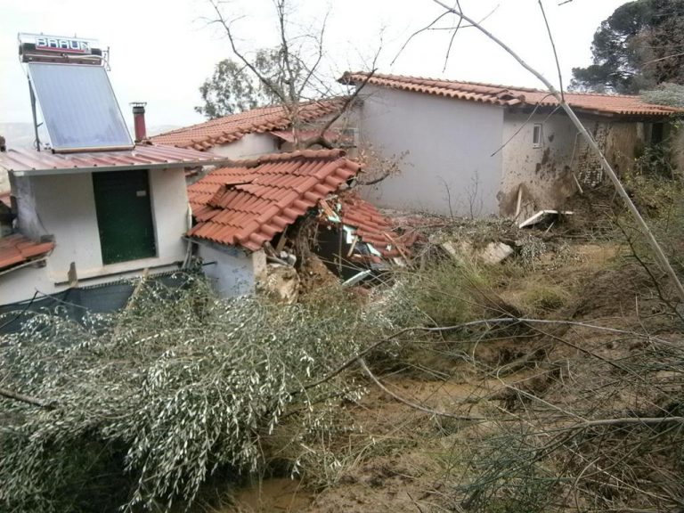 Παρέμβαση εισαγγελέα για τις καταστροφές στον Πύργο | Newsit.gr Παρέμβαση εισαγγελέα για τις καταστροφές στον Πύργο | Newsit.gr