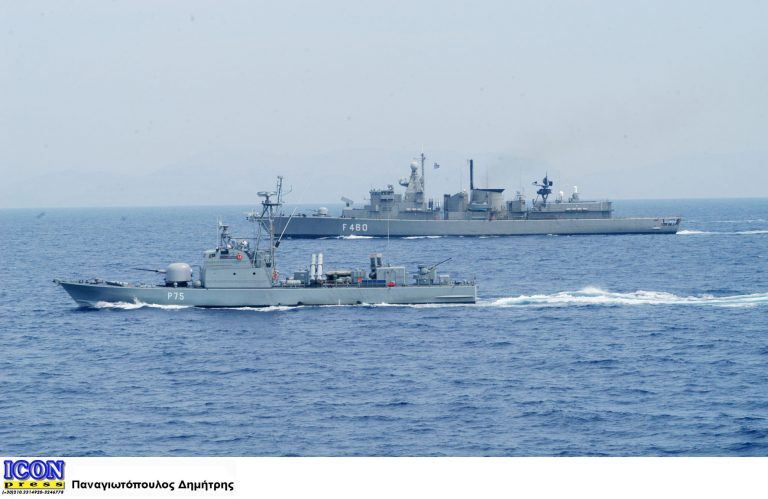 «Επιχείρηση ανάσχεση λαθρομεταναστών». Που,πως και πόσο εμπλέκονται οι ΕΔ | Newsit.gr «Επιχείρηση ανάσχεση λαθρομεταναστών». Που,πως και πόσο εμπλέκονται οι ΕΔ | Newsit.gr