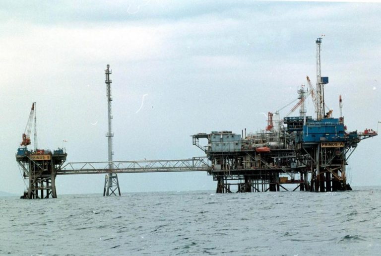 Ξεκινούν τα γεωτρύπανα για φυσικό αέριο-πετρέλαιο το 2012 | Newsit.gr Ξεκινούν τα γεωτρύπανα για φυσικό αέριο-πετρέλαιο το 2012 | Newsit.gr