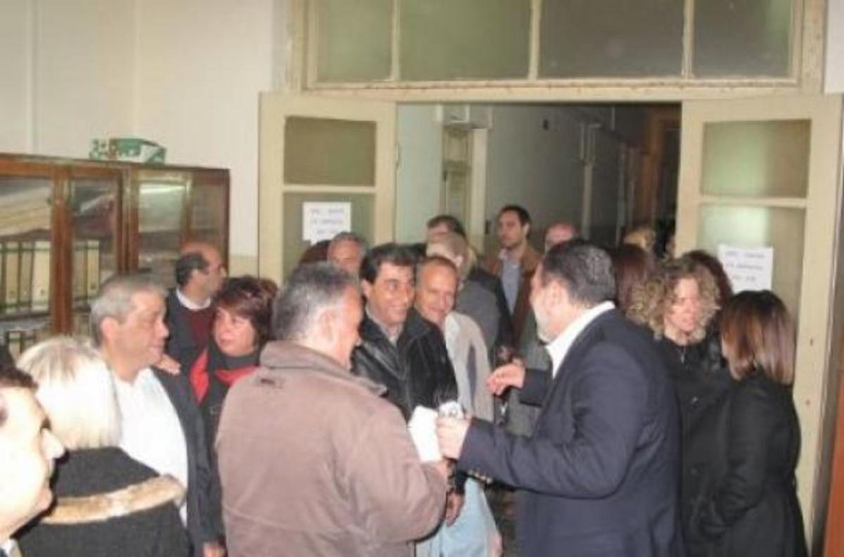 Ηράκλειο: «Παγώνει» τη διαθεσιμότητα 26 υπαλλήλων το Πρωτοδικείο | Newsit.gr Ηράκλειο: «Παγώνει» τη διαθεσιμότητα 26 υπαλλήλων το Πρωτοδικείο | Newsit.gr