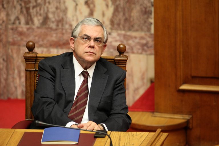 «Δεν θα κάτσω να σας κοιτάω να τσακώνεστε» | Newsit.gr «Δεν θα κάτσω να σας κοιτάω να τσακώνεστε» | Newsit.gr