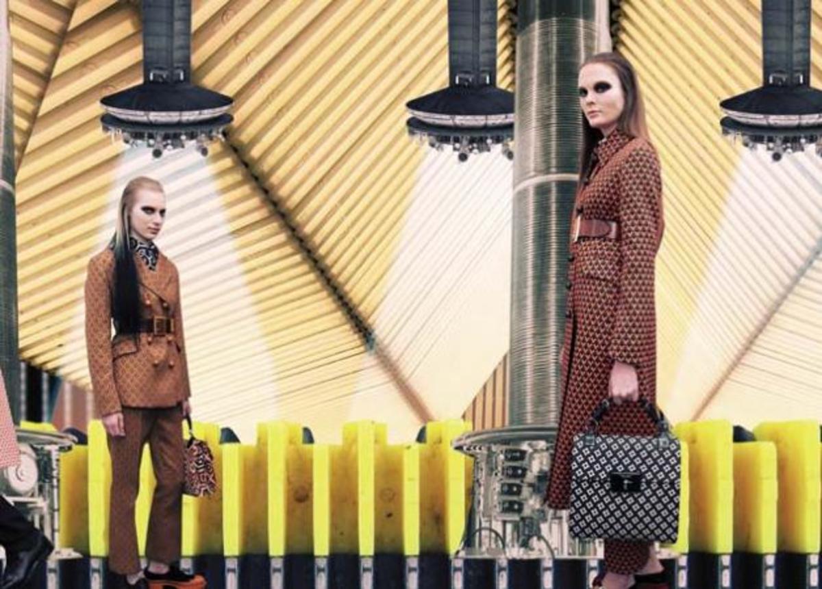 PRADA: Η ταινία Real Fantasies για την συλλογή ‘Ανοιξη-Καλοκαίρι! | Newsit.gr PRADA: Η ταινία Real Fantasies για την συλλογή ‘Ανοιξη-Καλοκαίρι! | Newsit.gr