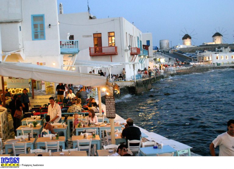 Κολωνάκι και Μύκονος στο στόχαστρο της εφορίας | Newsit.gr Κολωνάκι και Μύκονος στο στόχαστρο της εφορίας | Newsit.gr