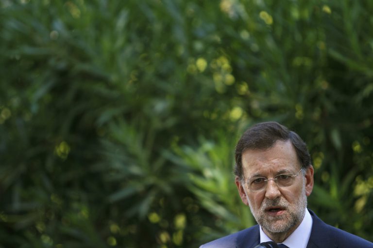Ο πρωθυπουργός Ραχόι ανακοίνωσε την παράταση της βοήθειας των 400 ευρώ για τους μακροχρόνια άνεργους | Newsit.gr Ο πρωθυπουργός Ραχόι ανακοίνωσε την παράταση της βοήθειας των 400 ευρώ για τους μακροχρόνια άνεργους | Newsit.gr