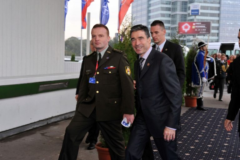 “Μην κόβετε τις δαπάνες στην άμυνα για να σωθεί η οικονομία” | Newsit.gr “Μην κόβετε τις δαπάνες στην άμυνα για να σωθεί η οικονομία” | Newsit.gr
