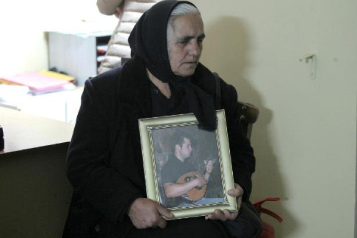 Κρήτη: Θρήνος και… αμέτρητοι αστυνομικοί στη δίκη για το μακελειό στο Ροτάσι – ΦΩΤΟ | Newsit.gr Κρήτη: Θρήνος και… αμέτρητοι αστυνομικοί στη δίκη για το μακελειό στο Ροτάσι – ΦΩΤΟ | Newsit.gr