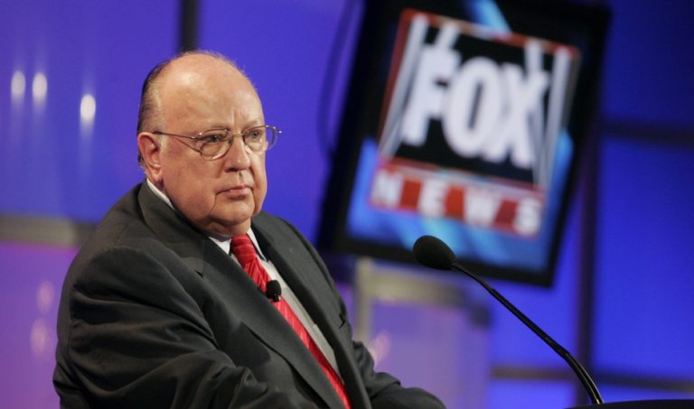 Πέθανε ο ιδρυτής του Fox News Ρότζερ Έιλς | Newsit.gr Πέθανε ο ιδρυτής του Fox News Ρότζερ Έιλς | Newsit.gr