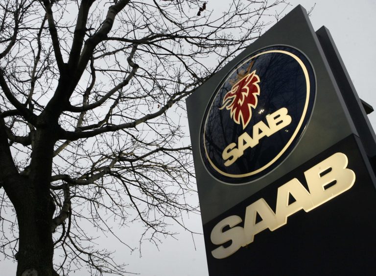 «Λουκέτο» στην SAAB | Newsit.gr «Λουκέτο» στην SAAB | Newsit.gr