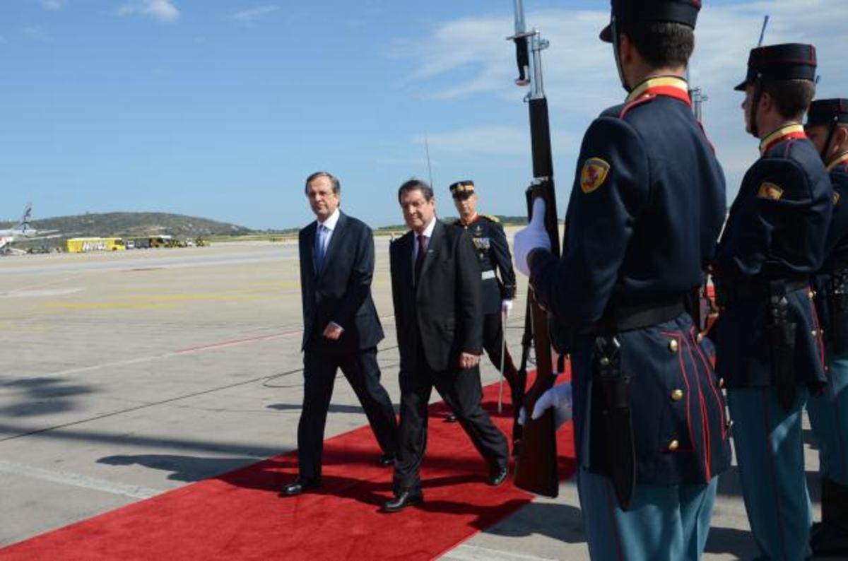 Τα όχι της Κύπρου φέρνουν σε δύσκολη θέση την ελληνική κυβέρνηση | Newsit.gr Τα όχι της Κύπρου φέρνουν σε δύσκολη θέση την ελληνική κυβέρνηση | Newsit.gr
