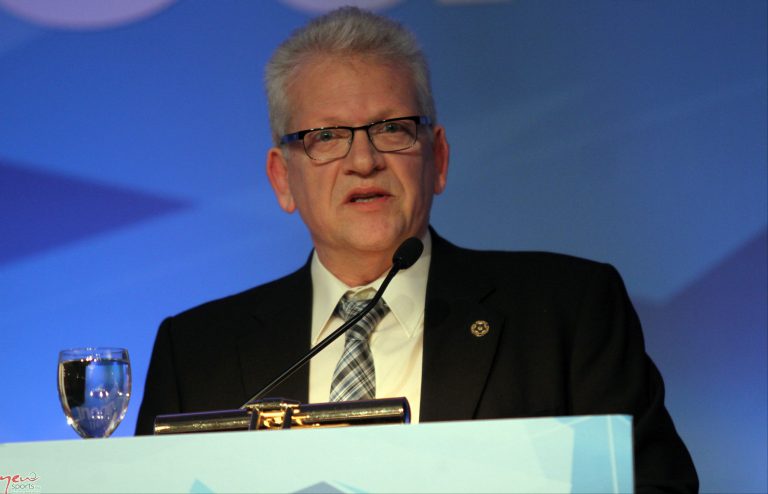 Σαρρής: Συμφωνία για να σωθεί το Ελληνικό ποδόσφαιρο | Newsit.gr Σαρρής: Συμφωνία για να σωθεί το Ελληνικό ποδόσφαιρο | Newsit.gr