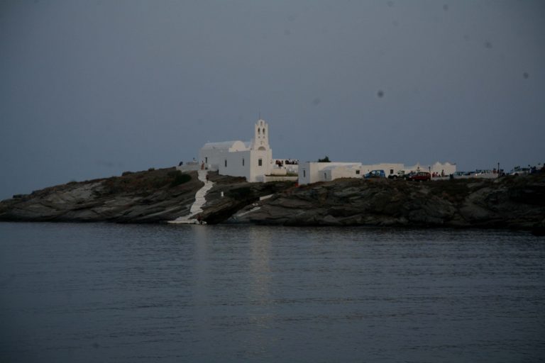 Ελληνικό νησί στα 10 καλύτερα ταξίδια του κόσμου – ΜΑΓΙΚΕΣ ΦΩΤΟ | Newsit.gr Ελληνικό νησί στα 10 καλύτερα ταξίδια του κόσμου – ΜΑΓΙΚΕΣ ΦΩΤΟ | Newsit.gr