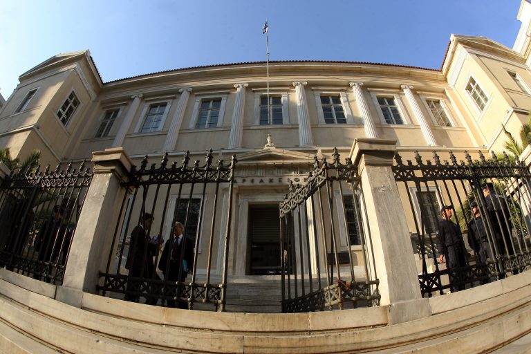 Βόμβα από το ΣτΕ: Παράνομη η δέσμευση τραπεζικών λογαριασμών για οικονομικά εγκλήματα | Newsit.gr Βόμβα από το ΣτΕ: Παράνομη η δέσμευση τραπεζικών λογαριασμών για οικονομικά εγκλήματα | Newsit.gr