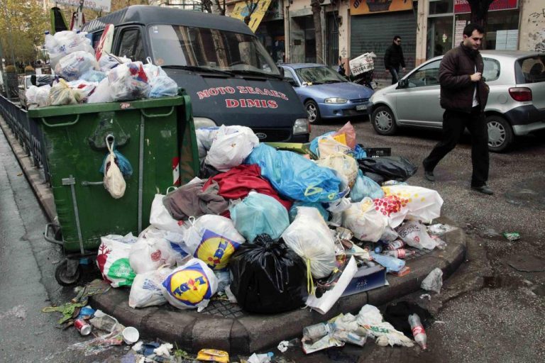 Θεσσαλονίκη: Κλειστός ο ΧΥΤΑ Μαυροράχης – Μεγάλο πρόβλημα με τα σκουπίδια στους δήμους | Newsit.gr Θεσσαλονίκη: Κλειστός ο ΧΥΤΑ Μαυροράχης – Μεγάλο πρόβλημα με τα σκουπίδια στους δήμους | Newsit.gr