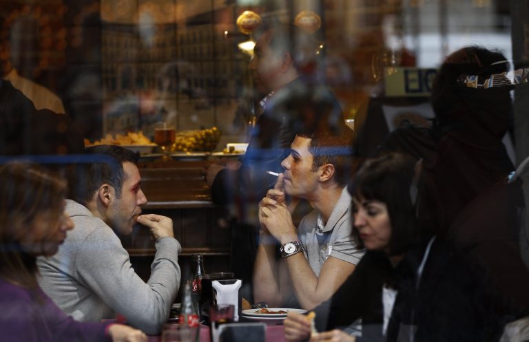 Το παθητικό κάπνισμα βλάπτει το σπέρμα | Newsit.gr Το παθητικό κάπνισμα βλάπτει το σπέρμα | Newsit.gr