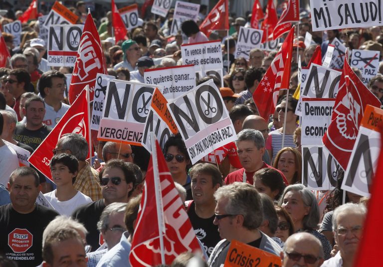 Χιλιάδες διαδηλωτές στους δρόμους της Μαδρίτης | Newsit.gr Χιλιάδες διαδηλωτές στους δρόμους της Μαδρίτης | Newsit.gr