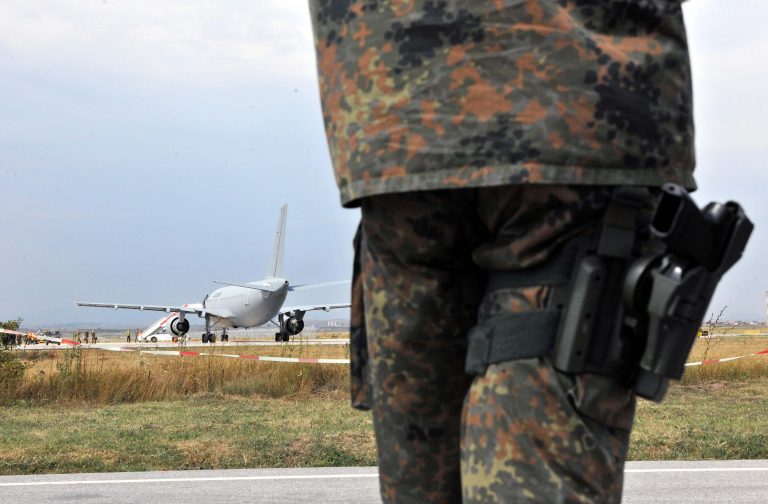 Μπεγλίτης: Εξετάζονται αλλαγές στη θητεία και τις αναβολές | Newsit.gr Μπεγλίτης: Εξετάζονται αλλαγές στη θητεία και τις αναβολές | Newsit.gr