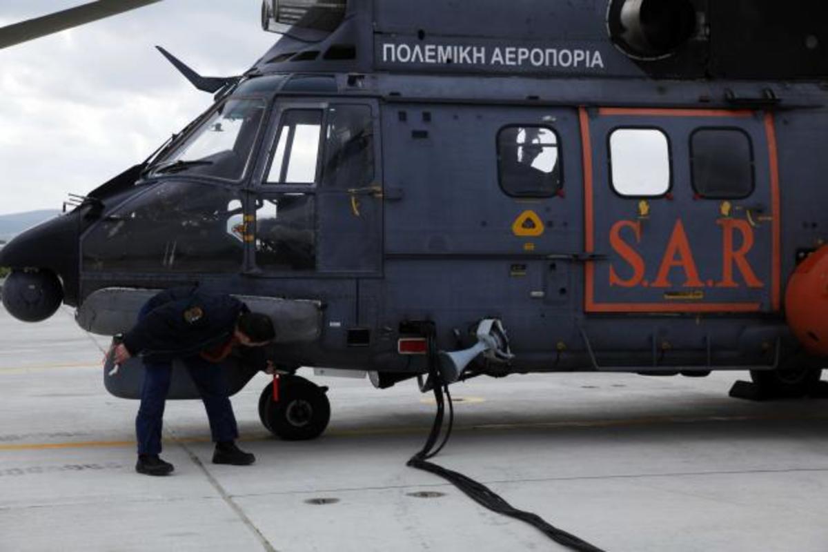 Συντήρηση ελικοπτέρων: ο καθένας το μαγαζάκι του! | Newsit.gr Συντήρηση ελικοπτέρων: ο καθένας το μαγαζάκι του! | Newsit.gr