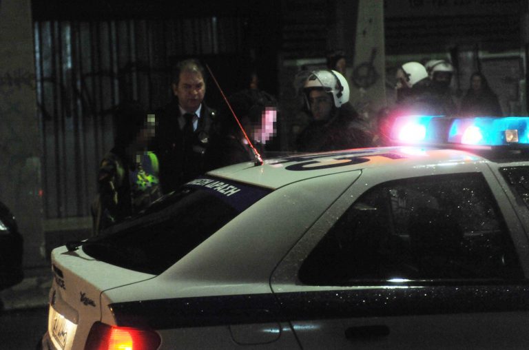 Θεσσαλονίκη: τα ήπιε και άρχισε να πυροβολεί | Newsit.gr Θεσσαλονίκη: τα ήπιε και άρχισε να πυροβολεί | Newsit.gr