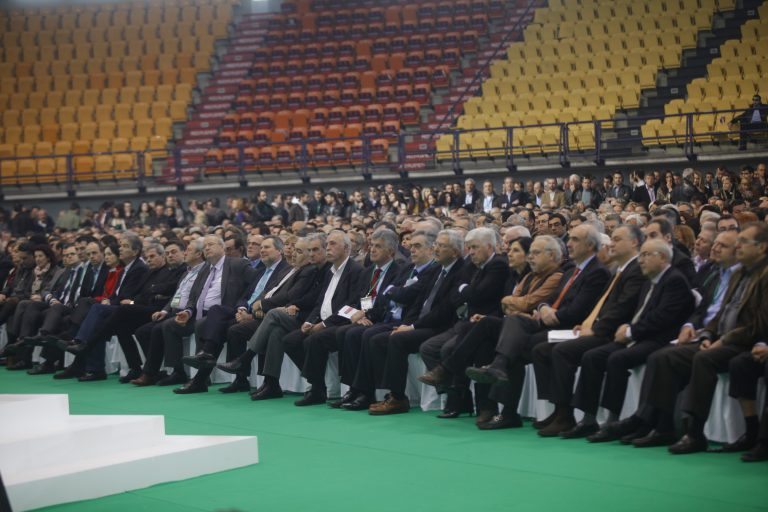 Τι αποφάσισε το ΠΑΣΟΚ για την κυβερνητική σταθερότητα και την έξοδο από την κρίση | Newsit.gr Τι αποφάσισε το ΠΑΣΟΚ για την κυβερνητική σταθερότητα και την έξοδο από την κρίση | Newsit.gr
