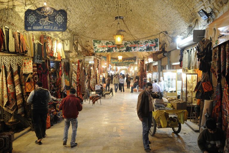 Στάχτη έγινε η μεγαλύτερη σκεπαστή αγορά του κόσμου | Newsit.gr Στάχτη έγινε η μεγαλύτερη σκεπαστή αγορά του κόσμου | Newsit.gr