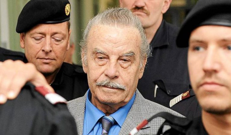 Γ. Φριτσλ: “Αγαπώ την κόρη μου και γι αυτό έκανα παιδιά μαζί της”! | Newsit.gr Γ. Φριτσλ: “Αγαπώ την κόρη μου και γι αυτό έκανα παιδιά μαζί της”! | Newsit.gr
